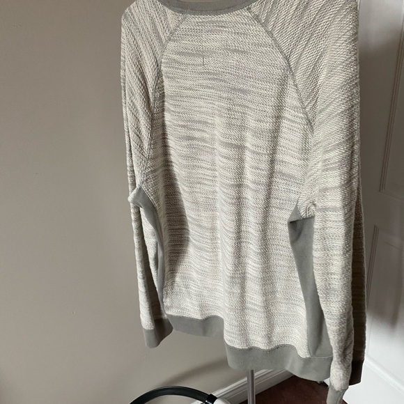 Hollister textured crewneck - Picture 7 of 9